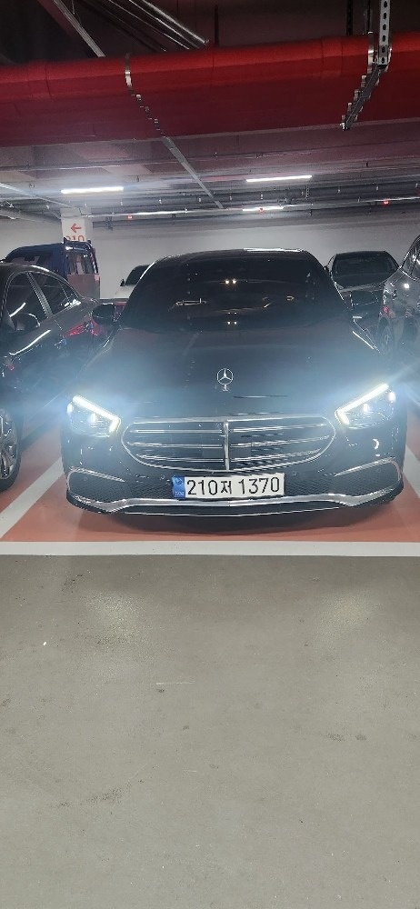 E 클래스 W213 E220 d 4Matic 후기형 (194마력) 매물 썸네일