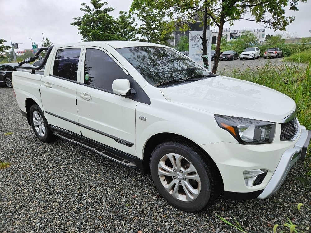 코란도 스포츠 Q150 5인승(CX7 2.0) 4WD 클럽 매물 썸네일