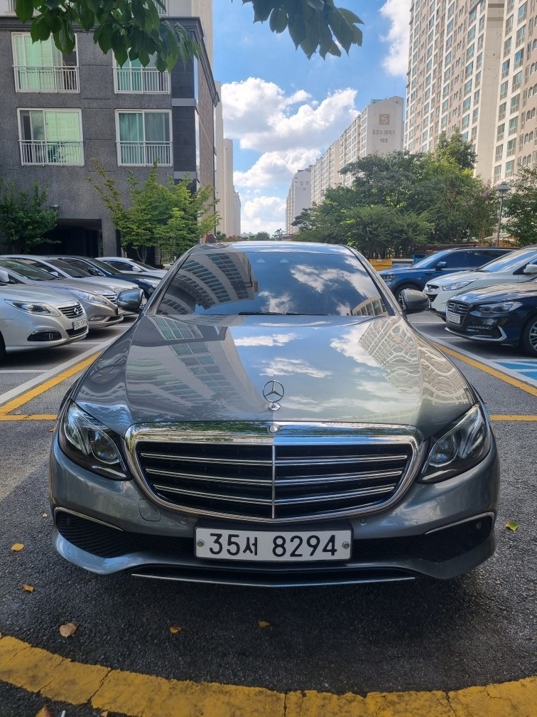 E 클래스 W213 E220 d 전기형 (163마력) 매물 썸네일