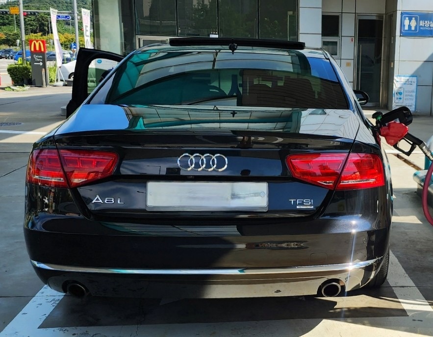 A8 D4/4H 3.0 TFSI 콰트로 L (333마력) 매물 썸네일