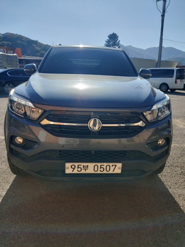 렉스턴 스포츠 Q200. G4 5인승(디젤 2.2) 4WD 노블레스 매물 썸네일