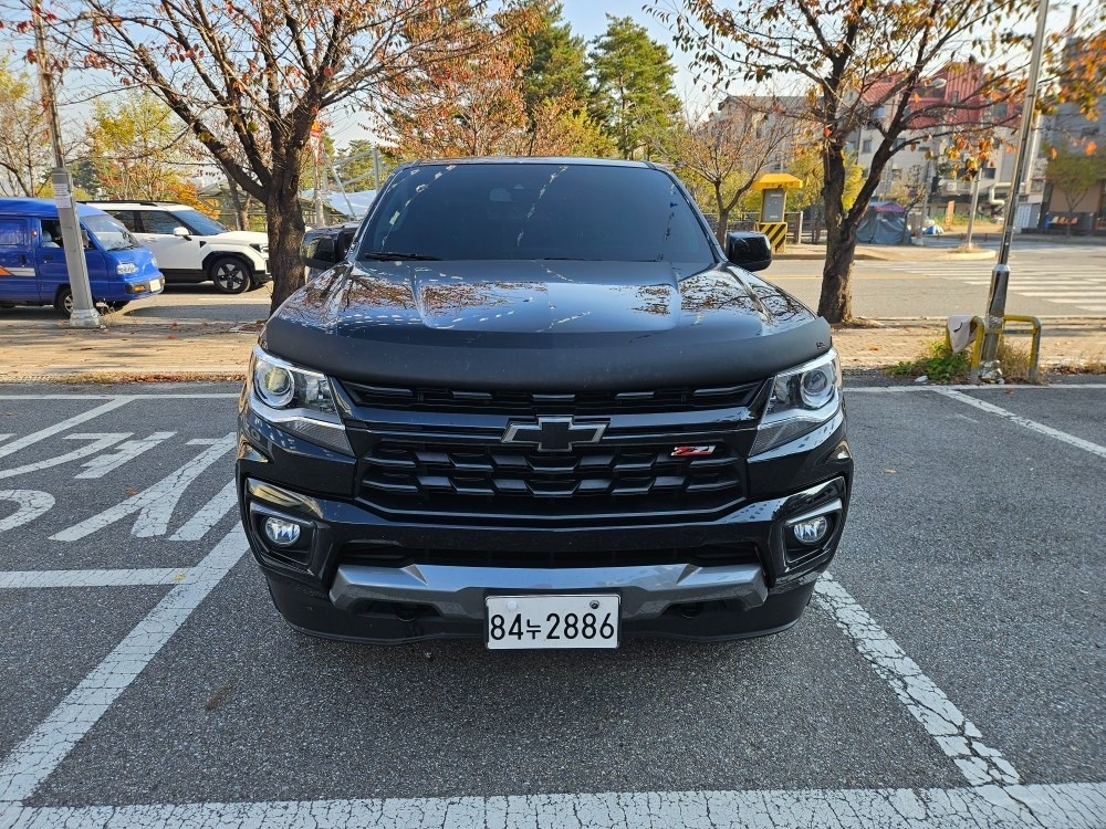 리얼 뉴 콜로라도 가솔린 3.6 AWD Z71-X 미드나잇 매물 썸네일