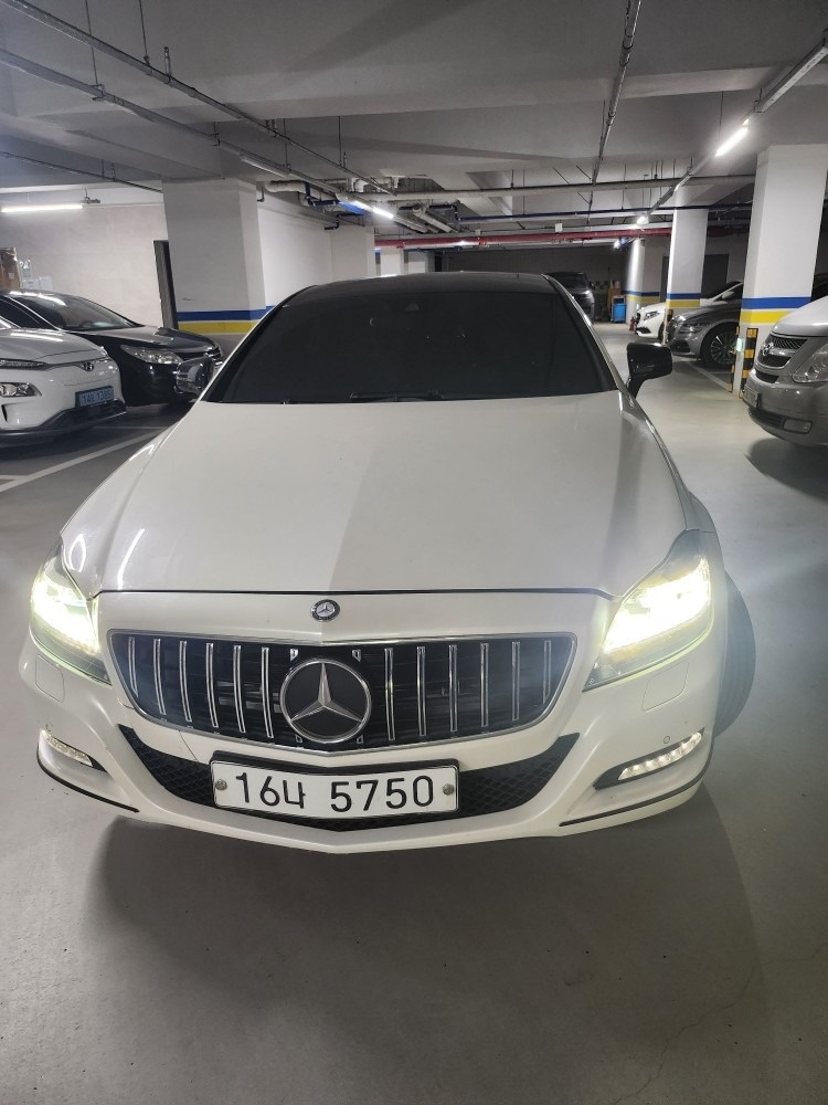 CLS 클래스 W218 CLS350 (306마력)블루이피션시 매물 썸네일