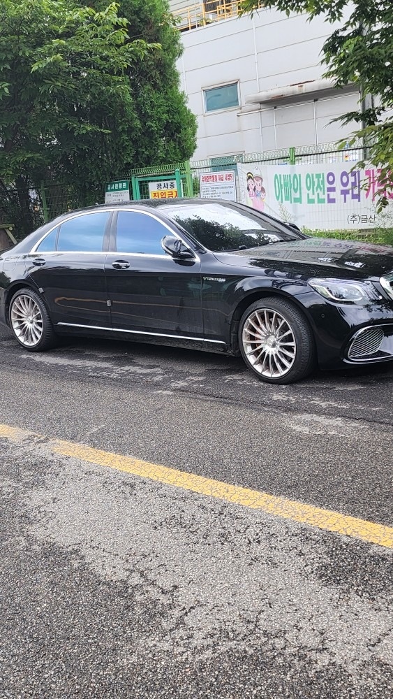 S 클래스 W222 S500 4Matic L 전기형 (455마력) 매물 썸네일