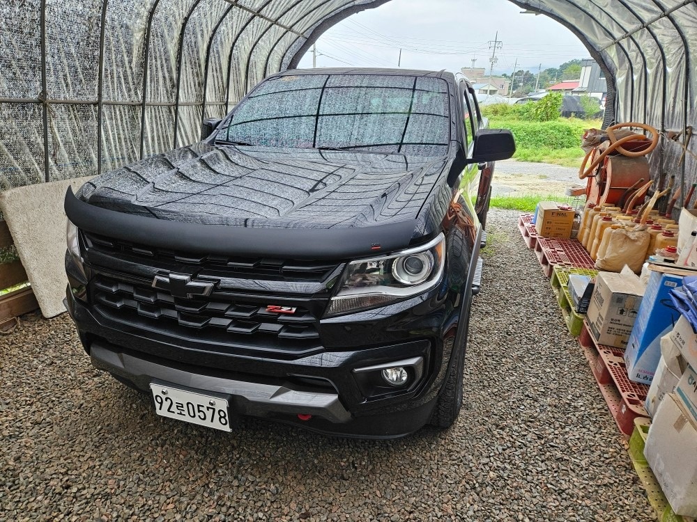 리얼 뉴 콜로라도 가솔린 3.6 AWD Z71-X 미드나잇 매물 썸네일