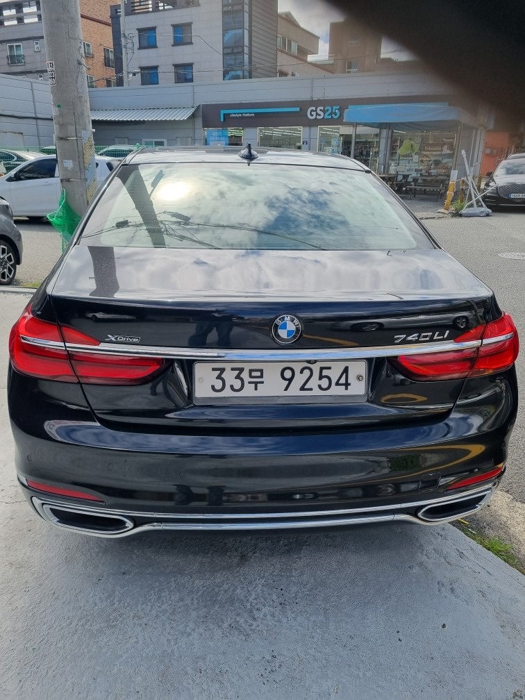 7시리즈 G11 740Li xDrive 전기형 (326마력) 매물 썸네일