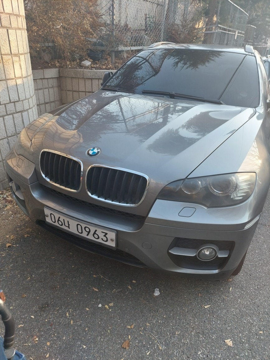 X6 E71 30d xDrive 후기형 (245마력) 매물 썸네일