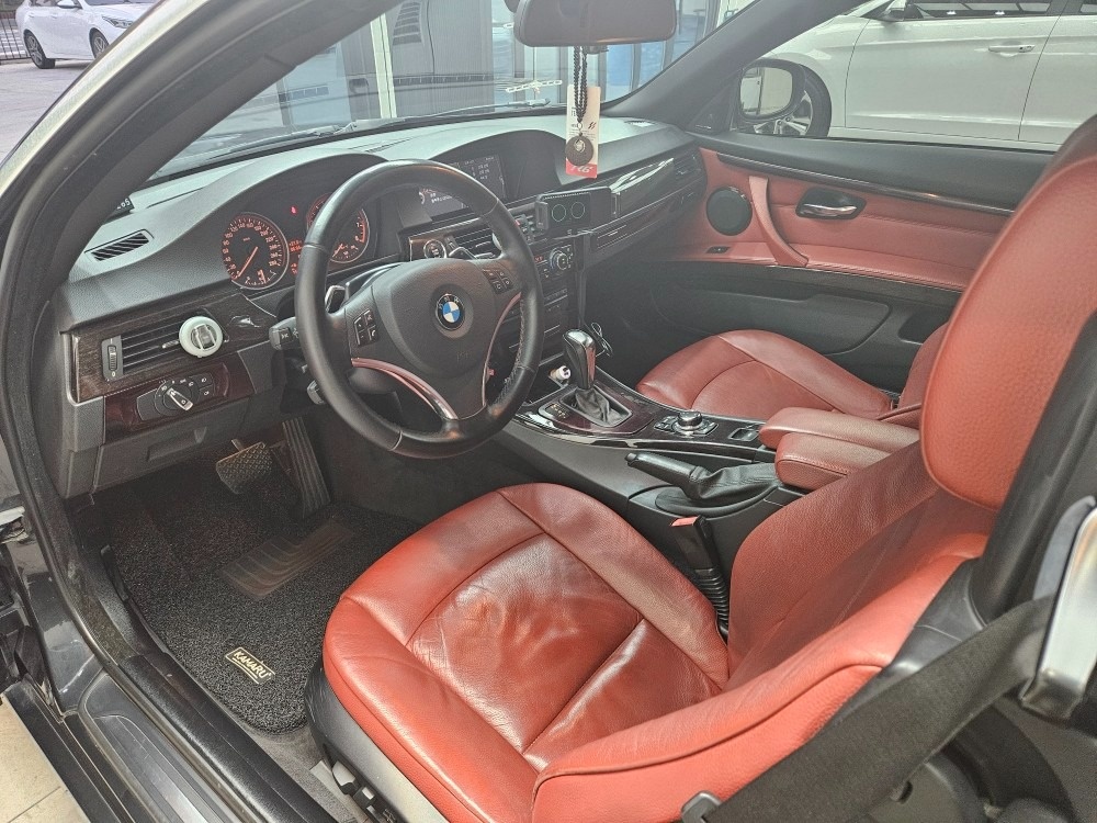 2011년식 BMW 328i 컨버터블 중고차 직거래 (11)