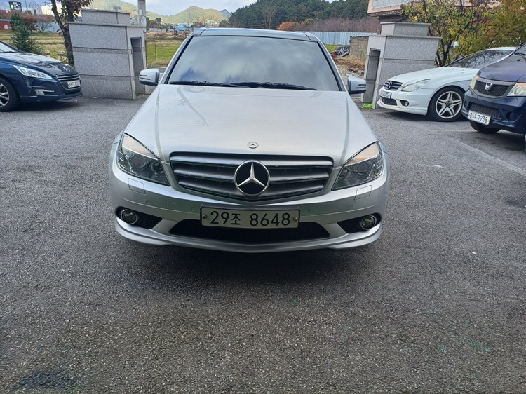 C 클래스 W204 C220 CDI (170마력)블루이피션시 매물 썸네일