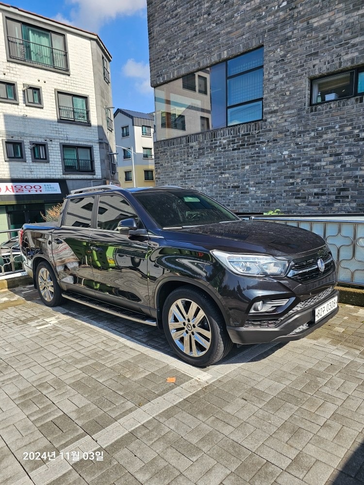 렉스턴 스포츠 Q200. G4 5인승(디젤 2.2) 4WD 노블레스 매물 썸네일