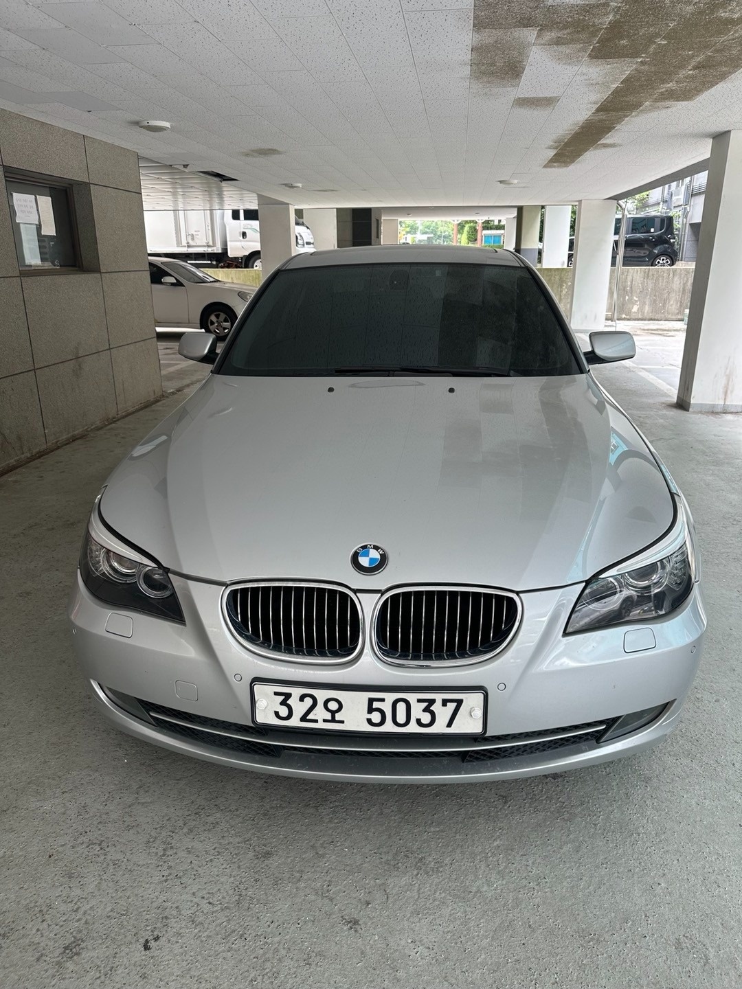 BMW E60차량 강남 소나타라고 불