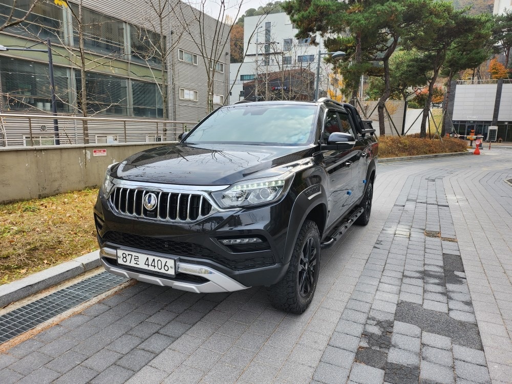 더 뉴 렉스턴 스포츠 칸 Q215 5인승(디젤 2.2) 4WD 익스페디션 매물 썸네일