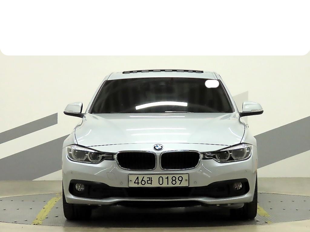 3시리즈 F30 320d 세단 xDrive 매물 썸네일