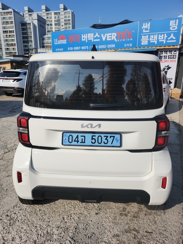 더 뉴 레이 PE2 TAM BEV(35.2 kWh) FWD 에어(205km) 매물 썸네일