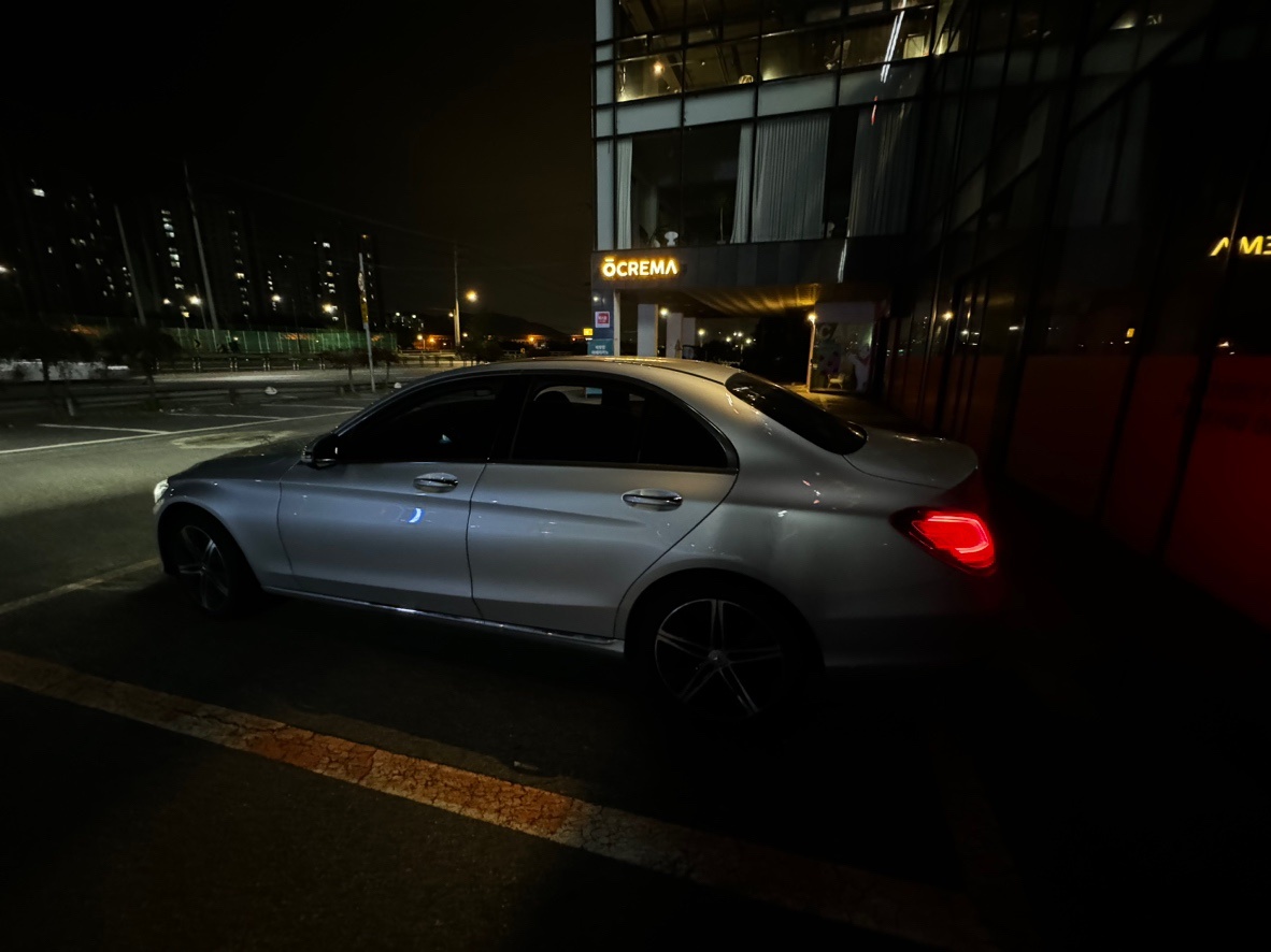 벤츠 19년식 c220d 4matic 중고차 직거래 (19)