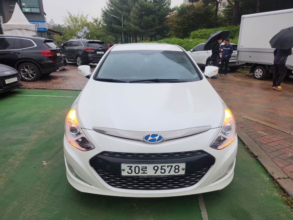 YF 쏘나타 Hybrid YF HEV 500h 2.0 모던 매물 썸네일