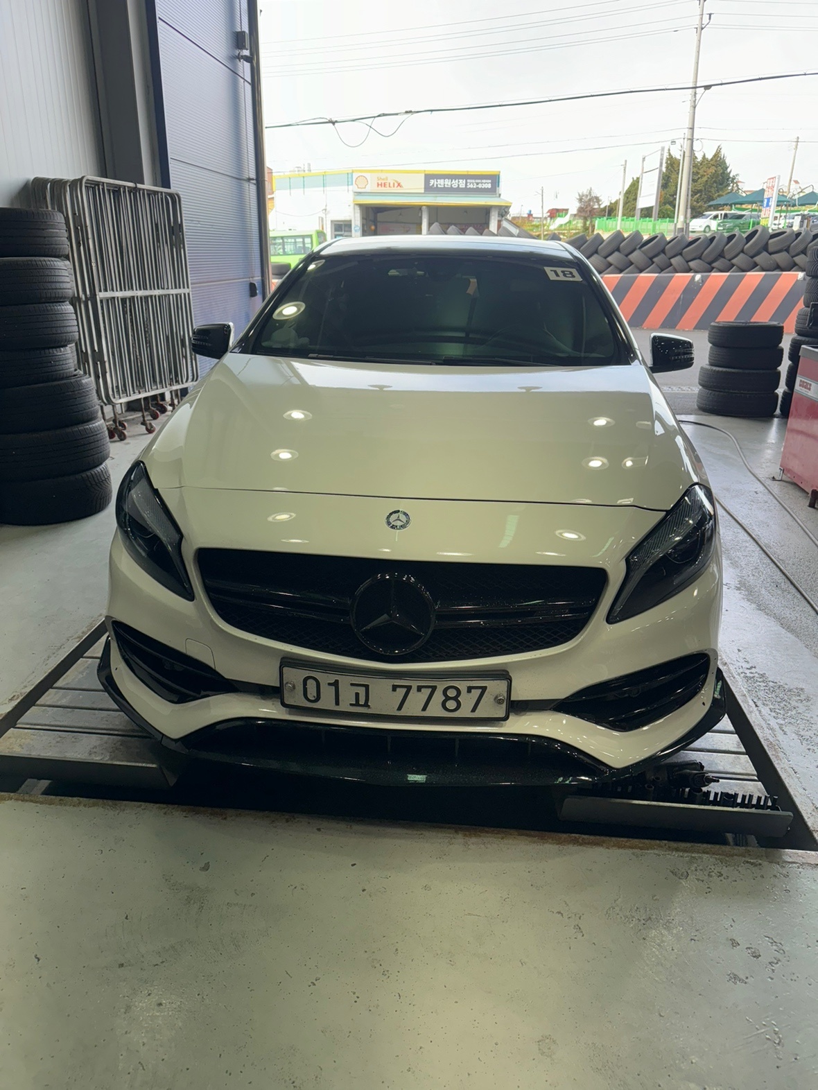 A 클래스 W176 A45 amg 4Matic (388마력) 매물 썸네일