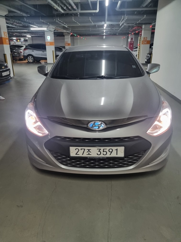 YF 쏘나타 Hybrid YF HEV 500h 2.0 모던 매물 썸네일