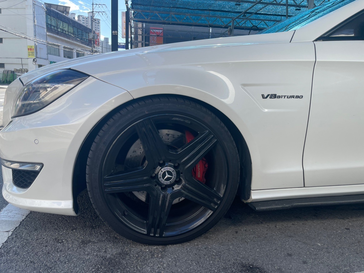 12년식 cls63amg  모델이구요 중고차 직거래 (2)