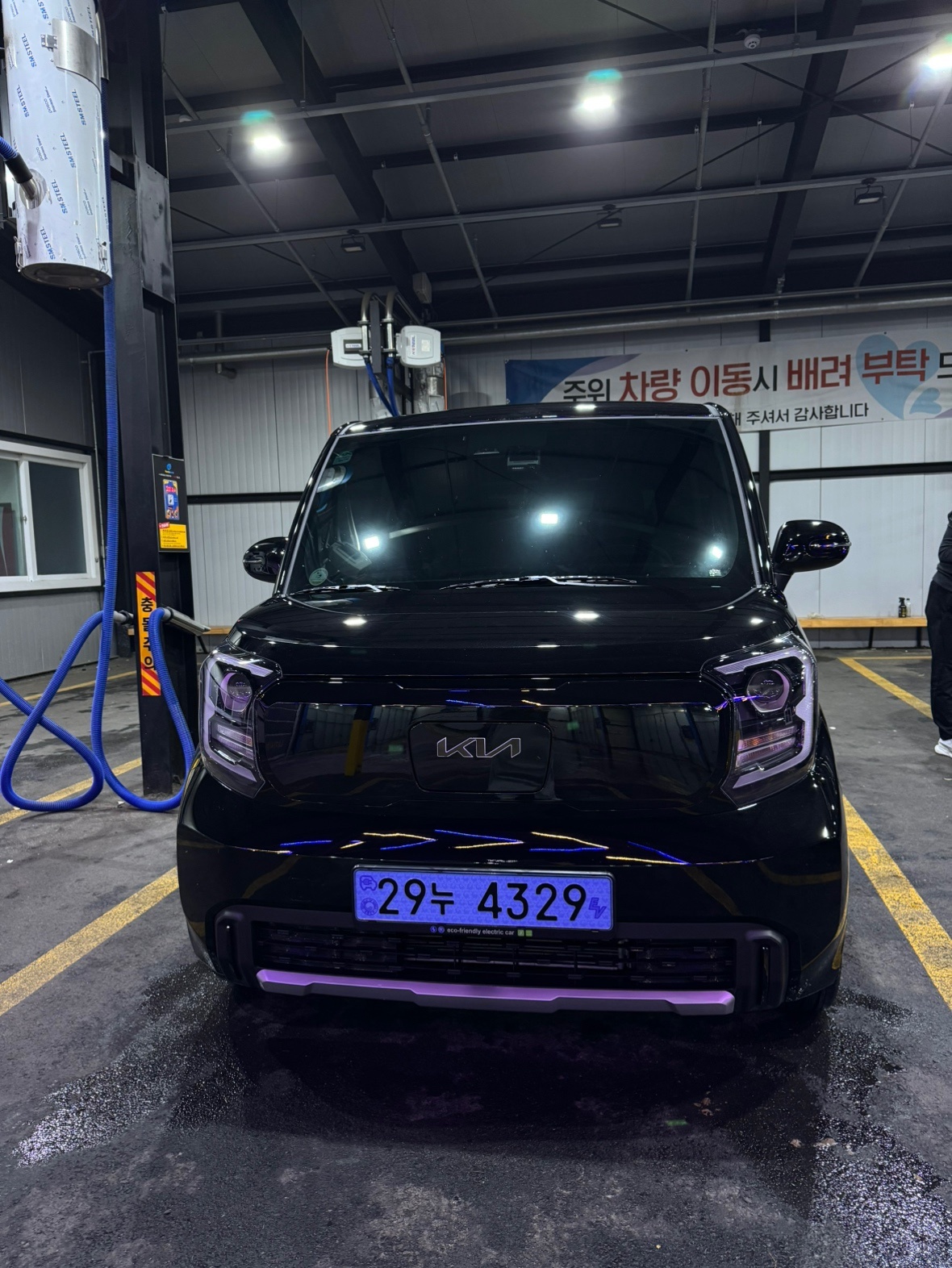 더 뉴 레이 PE2 TAM BEV(35.2 kWh) FWD 에어(205km) 매물 썸네일