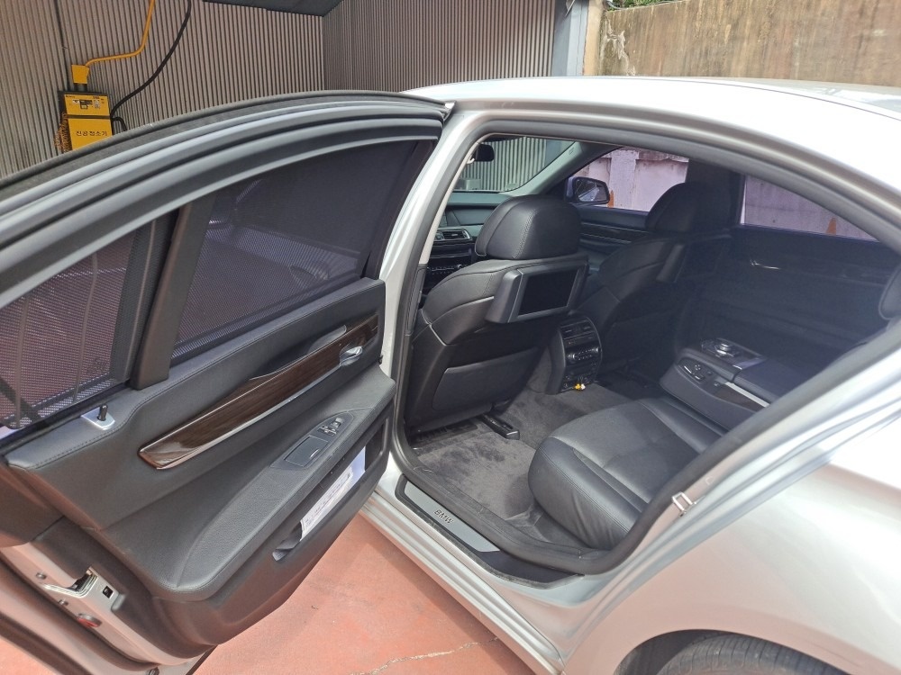 

BMW 740LI 2010년6월  중고차 직거래 (6)