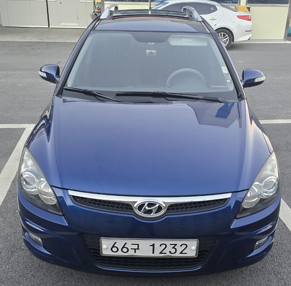 i30 cw FD 1.6 VVT FWD 럭셔리 매물 썸네일