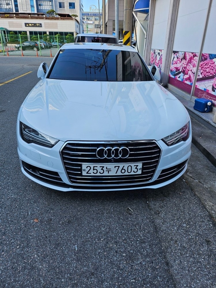 A7 Sportback 4G8 50 TDI 콰트로 (272마력) 매물 썸네일