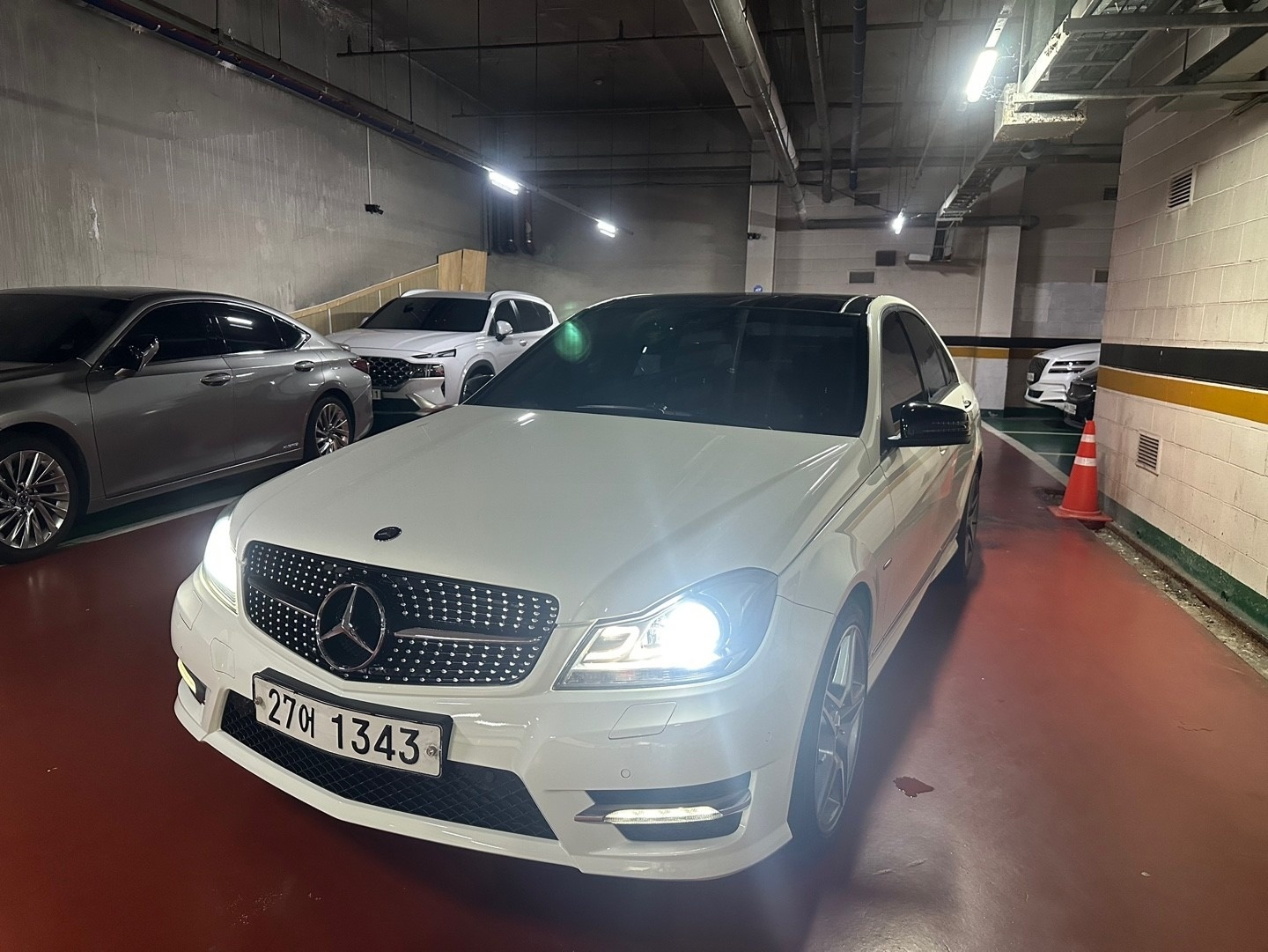 C 클래스 W204 C220 CDI (170마력)블루이피션시 매물 썸네일