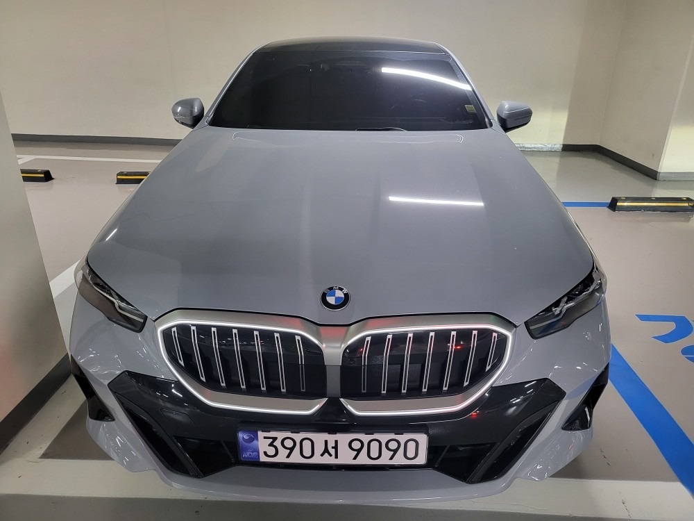 5시리즈 G60 530 i xDrive 전기형 (258마력) 매물 썸네일