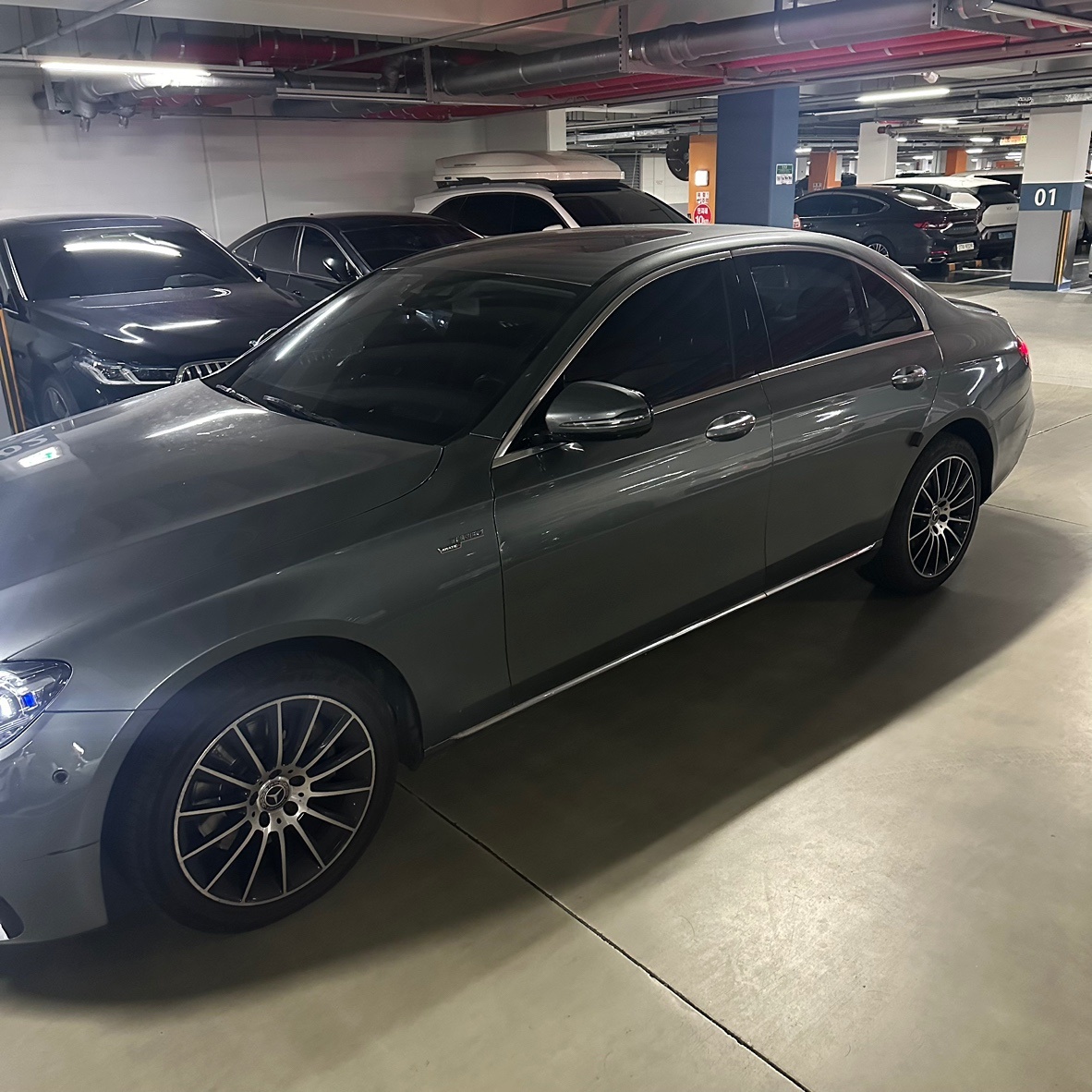 E220d 4matic 아방가르드 1 중고차 직거래 (2)