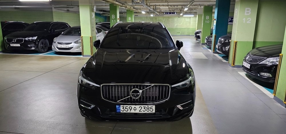 XC60 Ⅱ T8 AWD PHEV (318마력) 매물 썸네일