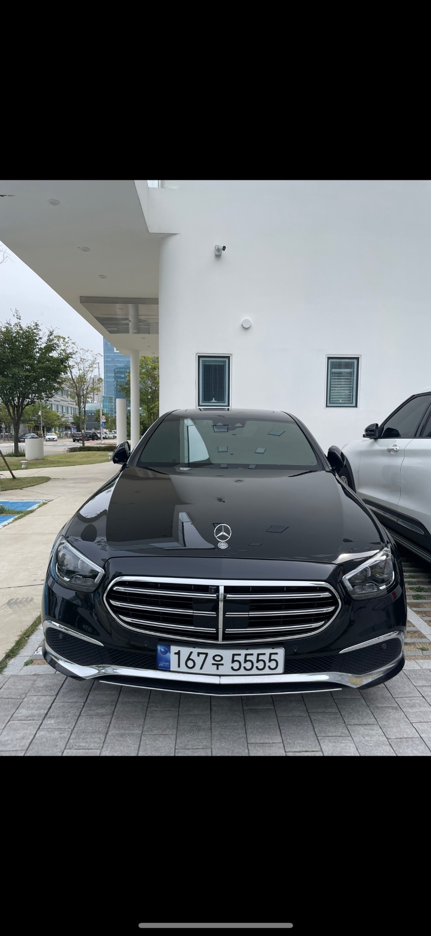 E 클래스 W213 E300 e 4Matic 전기형 (211마력) 익스클루시브 매물 썸네일