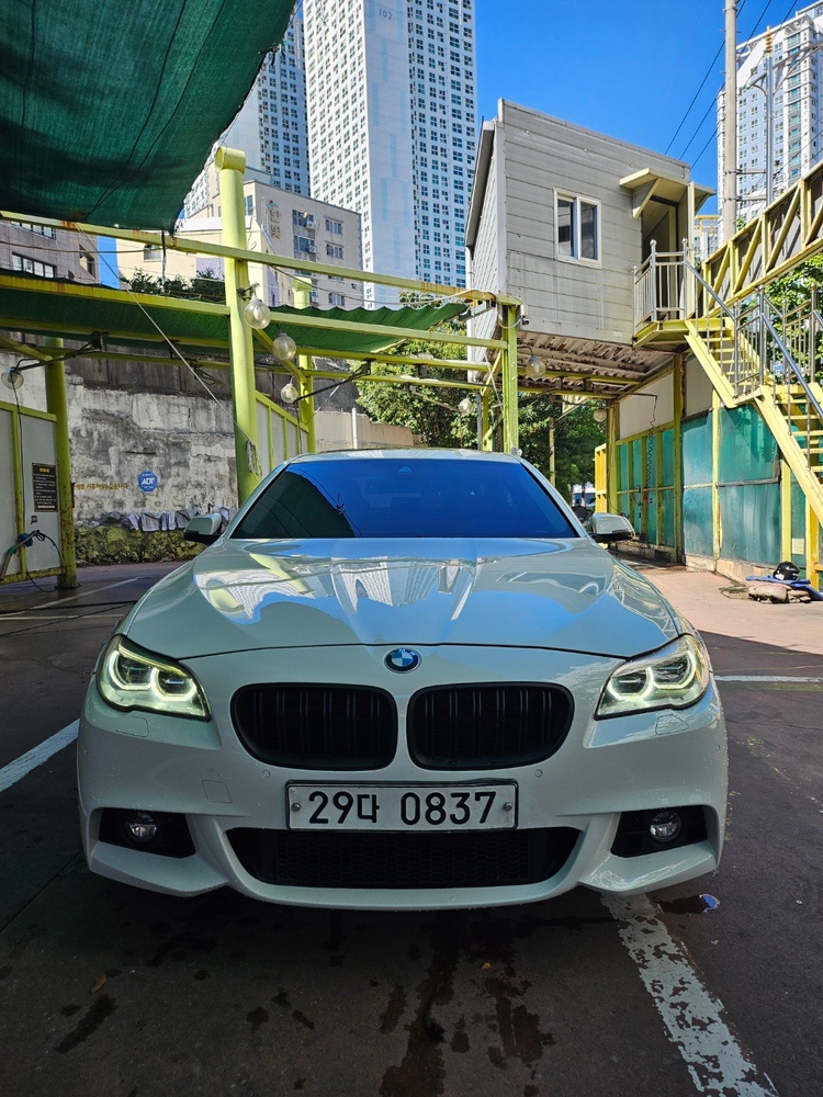 5시리즈 F10 520d xDrive (190마력) 매물 썸네일