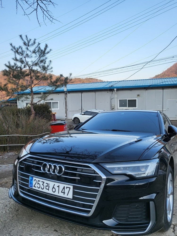 A6 C8/4A 45 TFSI 콰트로 (252마력) 매물 썸네일