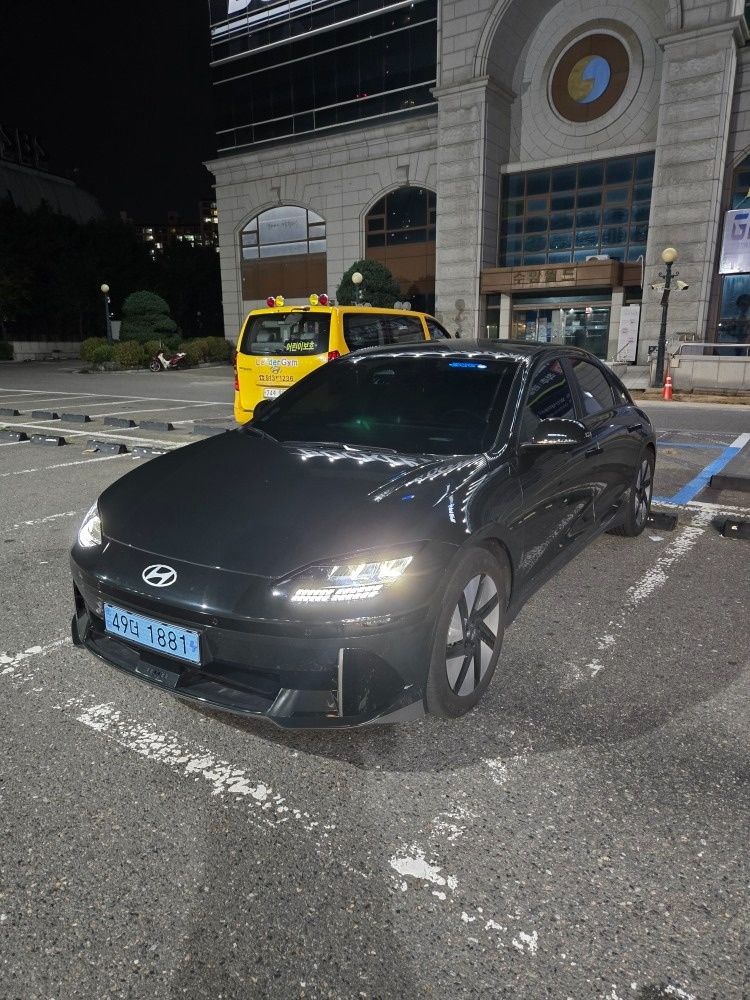 아이오닉 6 BEV(롱레인지/484km) AWD 익스클루시브 매물 썸네일