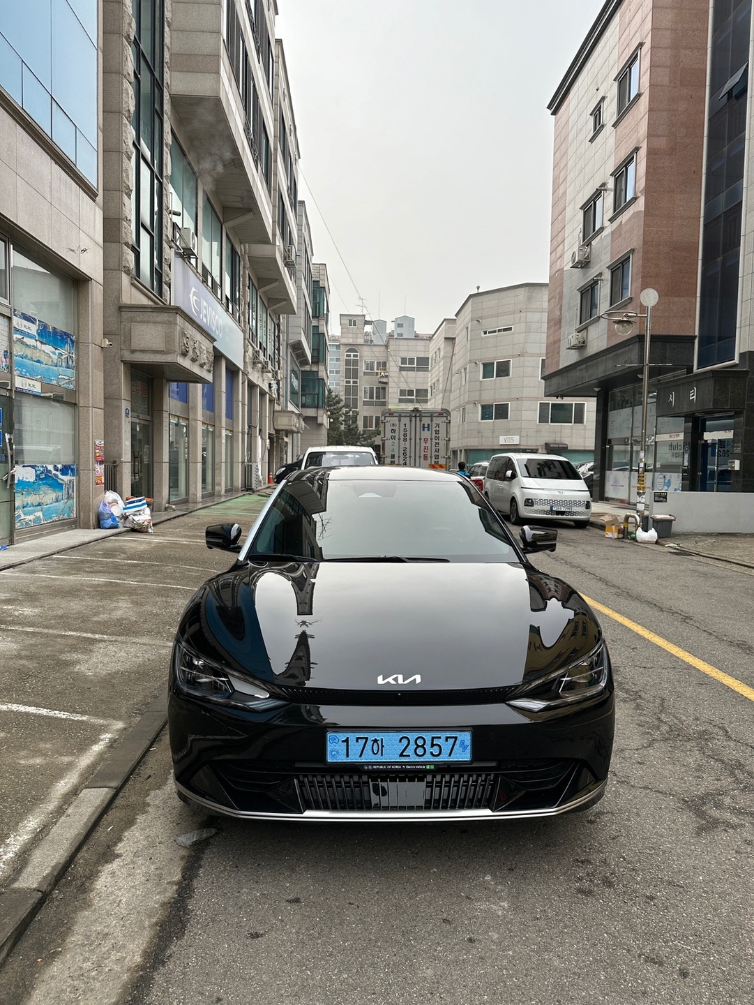 EV6 CV BEV(롱레인지/77.4kWh) RWD 어스(470km) 매물 썸네일