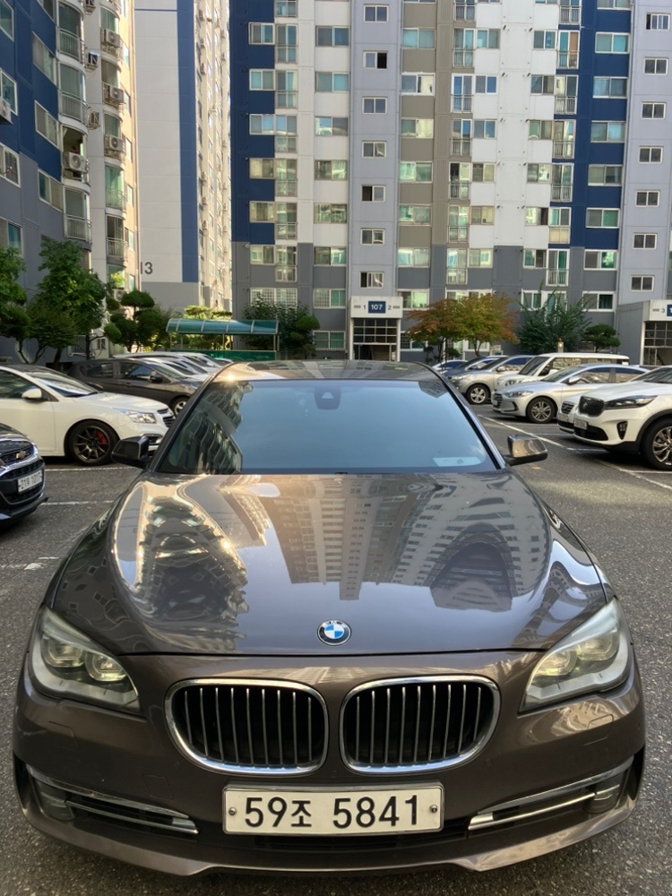 Bmw 2013 740i 다크그레이