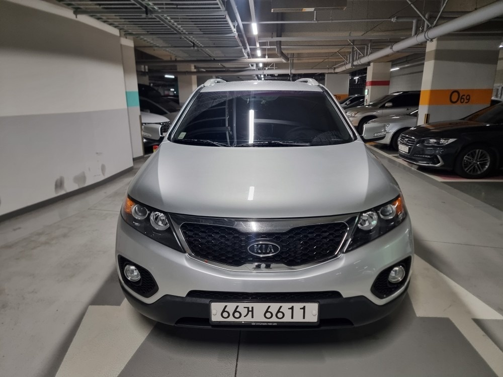 쏘렌토 R XM 7인승(디젤 2.2) 4WD TLX 고급형 매물 썸네일