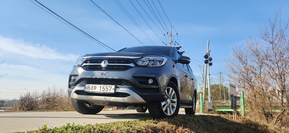 렉스턴 스포츠 Q200. G4 5인승(디젤 2.2) 4WD 어드벤처 매물 썸네일