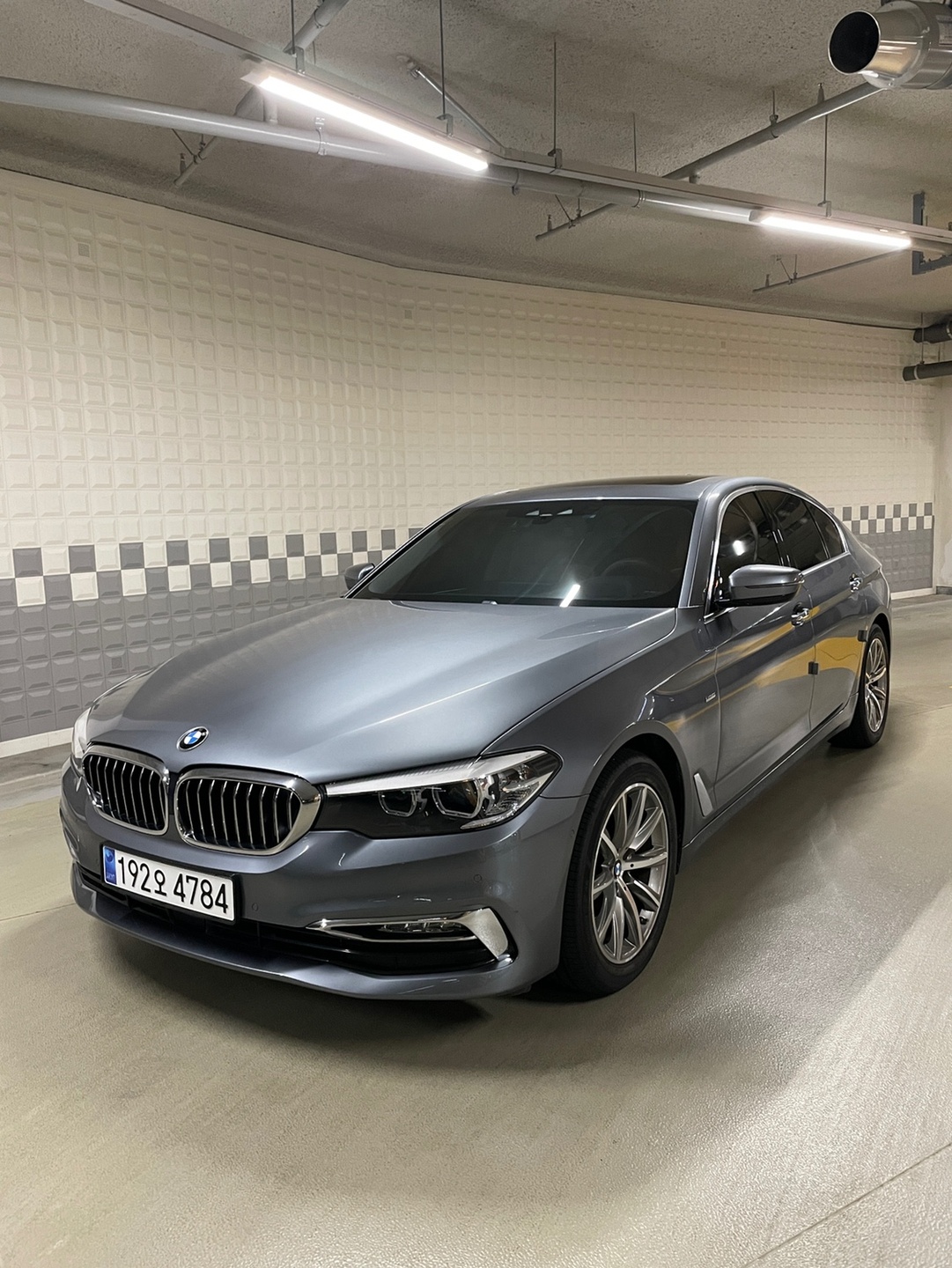 BMW 520i 럭셔리 판매합니다.
