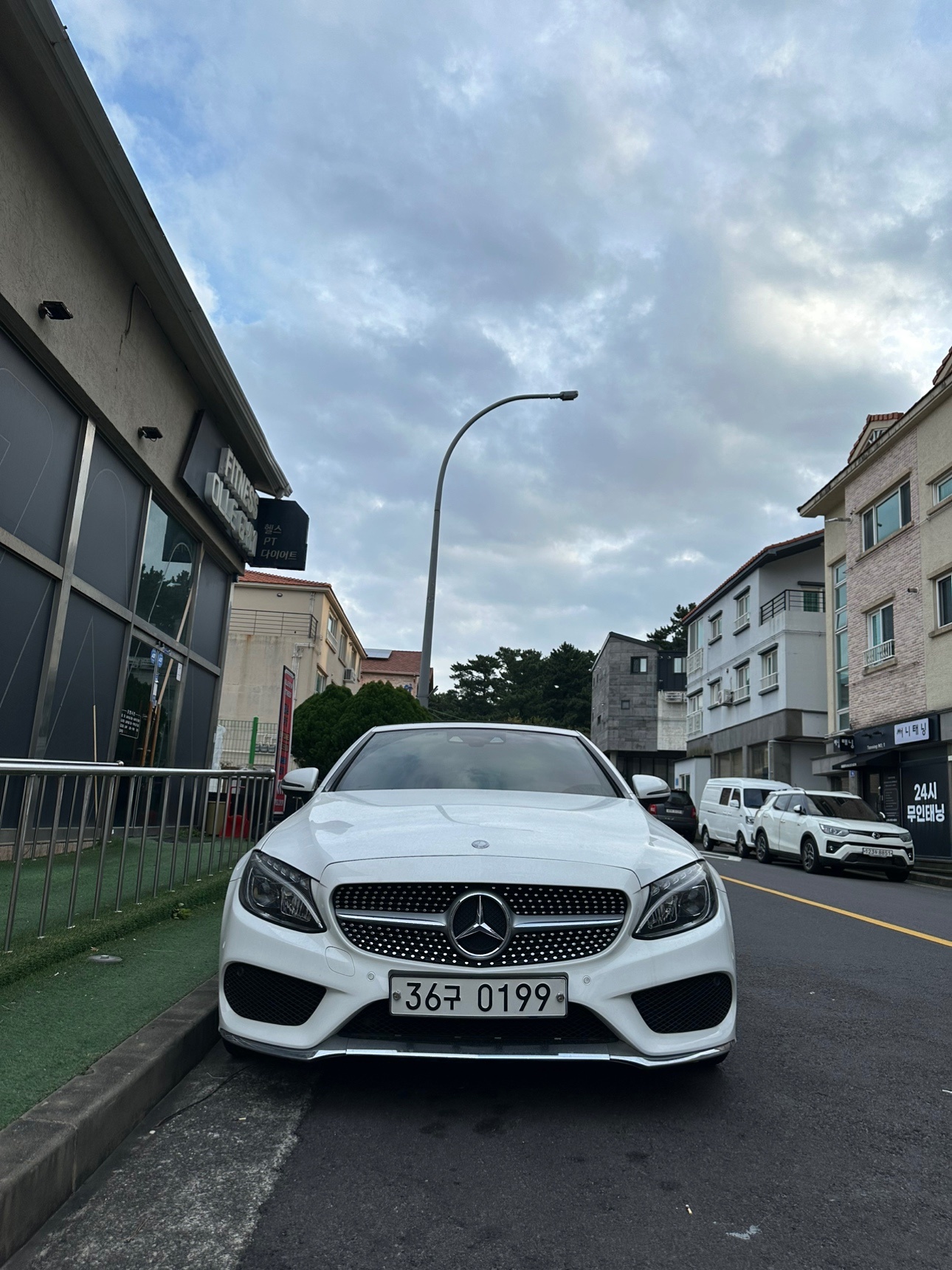 C 클래스 W205 C200 카브리올레 전기형 (211마력)AMG Line 매물 썸네일