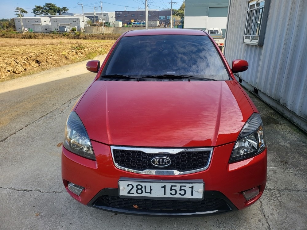 뉴 프라이드 JB 4DR 1.6(CVVT) SLX 매물 썸네일