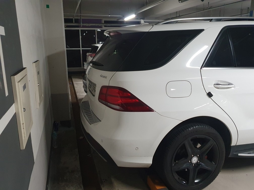 GLE 클래스 W166 GLE350 d 4Matic (258마력) 매물 썸네일