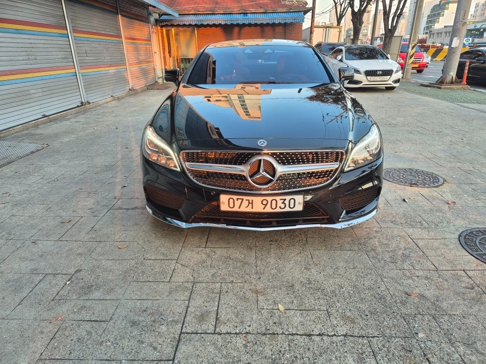 CLS 클래스 W218 CLS400 후기형 (333마력)AMG Line Edition 매물 썸네일