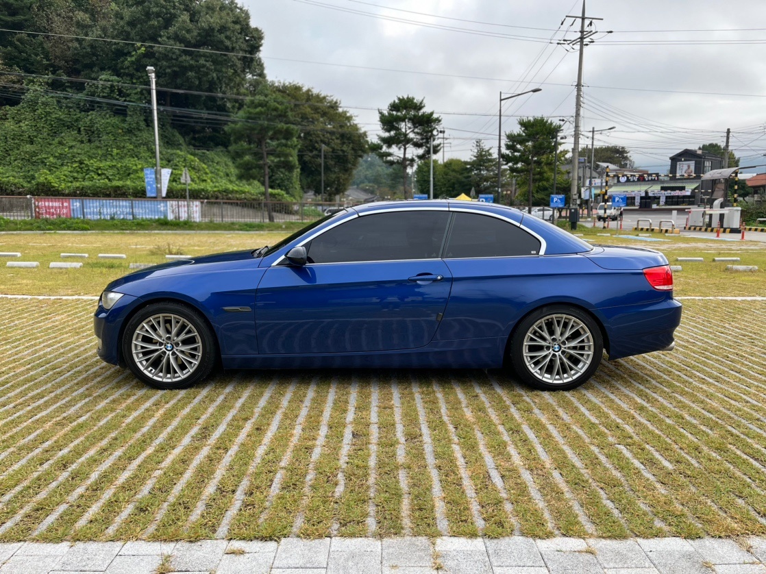 안녕하세요.

BMW E93 328i 중고차 직거래 (3)