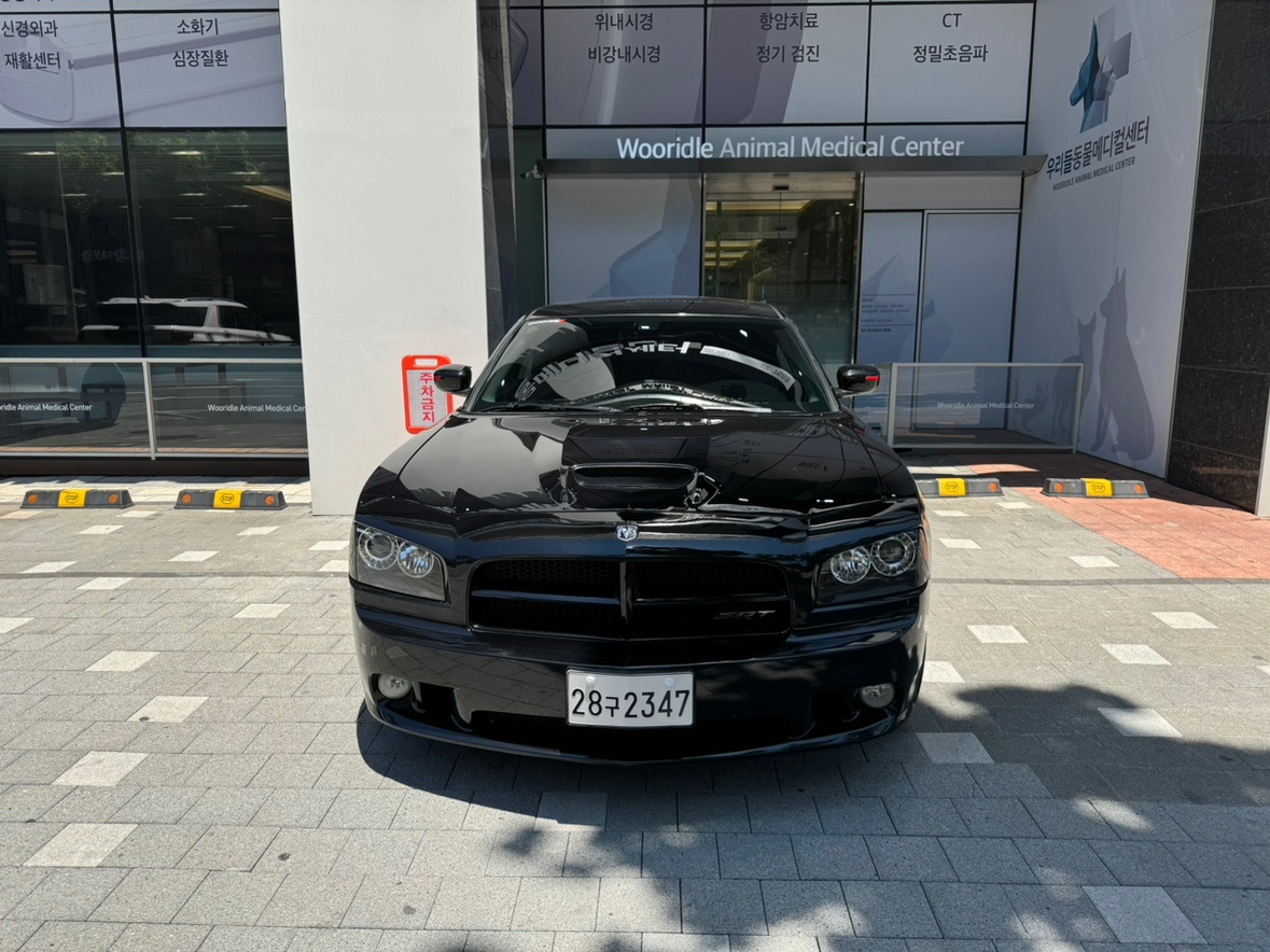 차저 6.1 V8 SRT 매물 썸네일