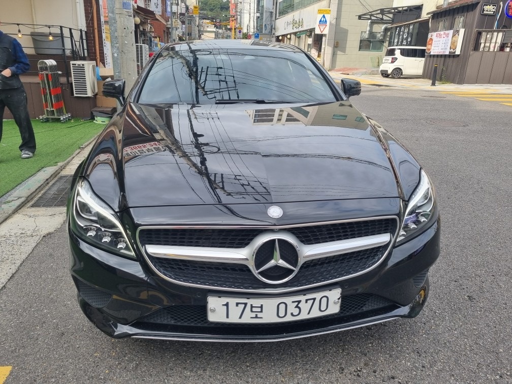 CLS 클래스 W218 CLS350 d 4Matic 후기형 (204마력) 매물 썸네일