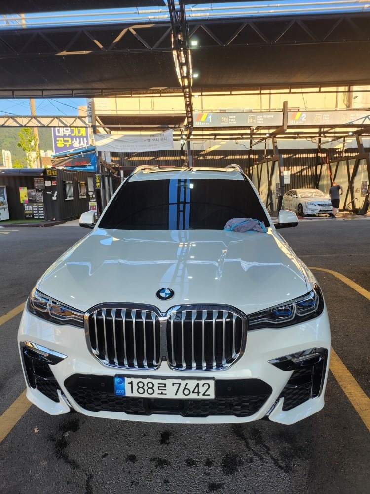 X7 G07 40d xDrive 전기형 (340마력) 매물 썸네일