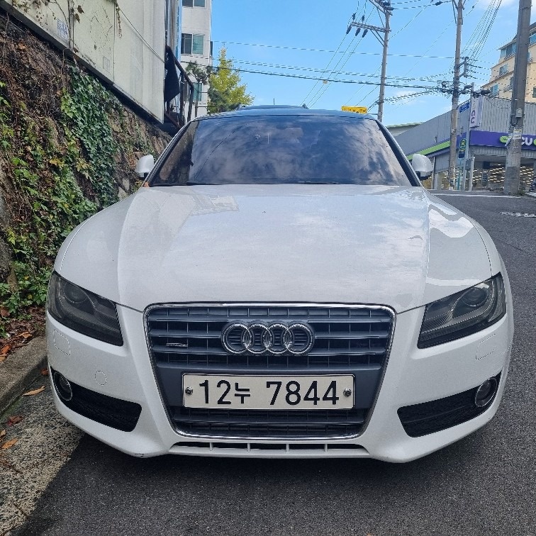 A5 8T 2.0 TFSI Coupe 콰트로 (211마력) 매물 썸네일