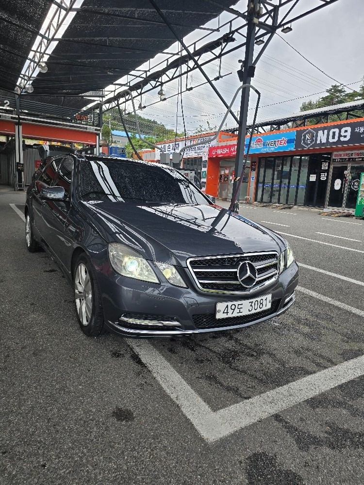 E 클래스 W212 E300 후기형 (252마력) 매물 썸네일